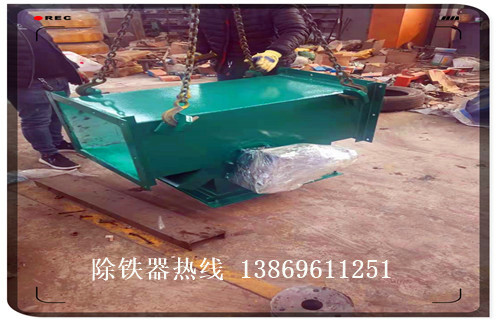 管道除鐵器，河南管道除鐵器工作原理視頻RCYG液體不銹鋼江西風(fēng)送管道除鐵器水泥造紙廠管道除鐵器圖片